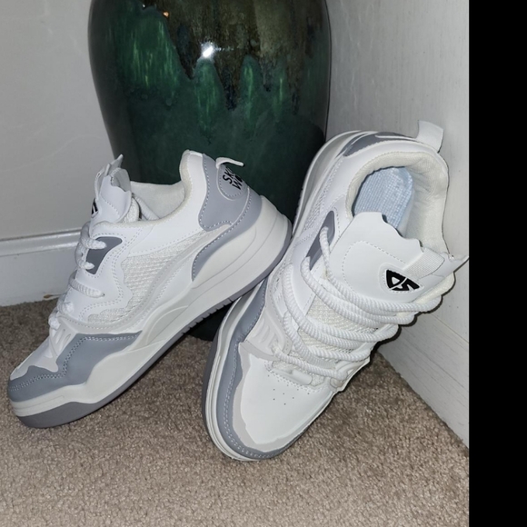 Skateboard MEN SNEAKER 👟 - Picture 2 of 7